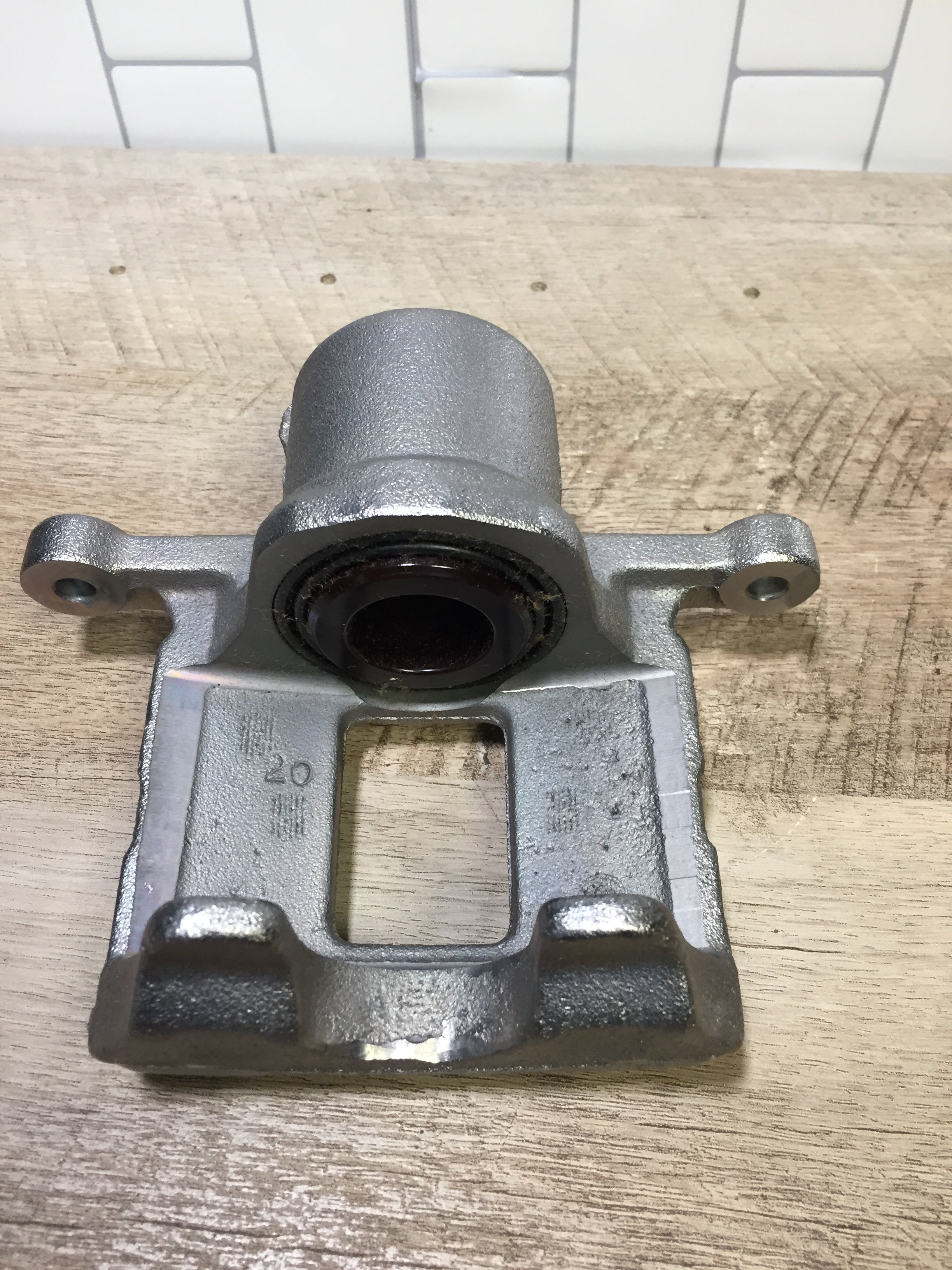 ACDelco 13579704 GM Original Equipment Rear Disc Brake Caliper Housing Assembly (6959988080823)